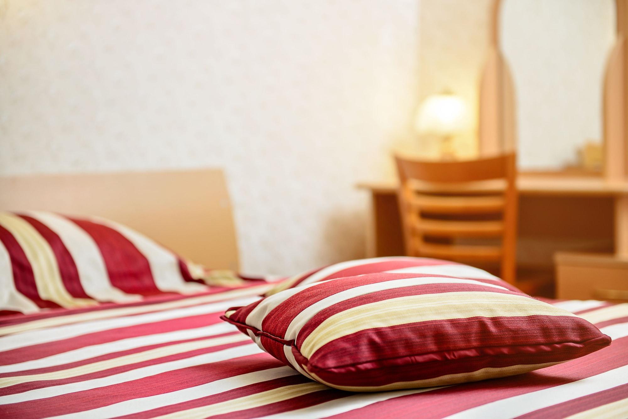 Hotel Zemaites Vilnius Ngoại thất bức ảnh