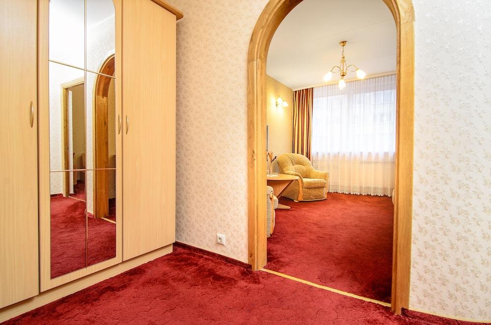 Hotel Zemaites Vilnius Ngoại thất bức ảnh