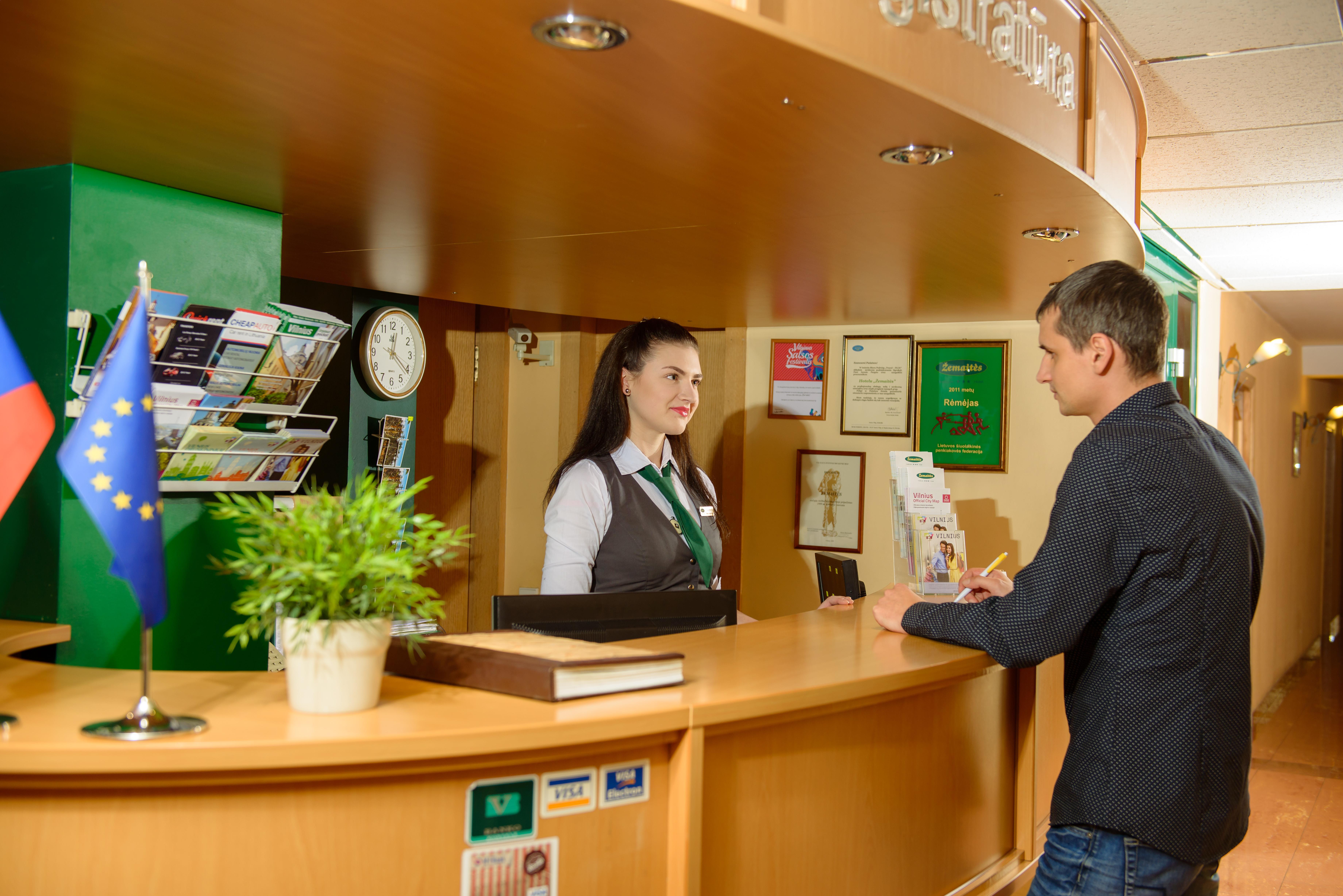 Hotel Zemaites Vilnius Ngoại thất bức ảnh