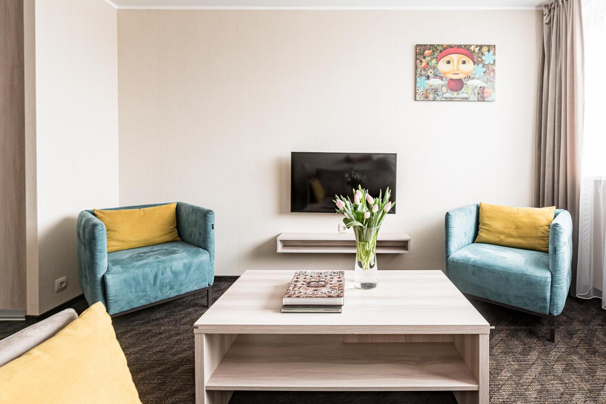 Hotel Zemaites Vilnius Ngoại thất bức ảnh